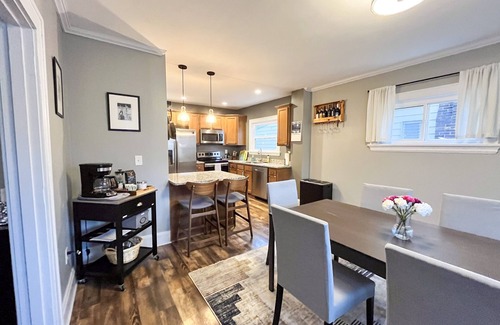 Cincinnati House | Family & Pet-Friendly 3-Bedroom Retreat near Downtown