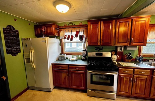 Lily Dale House | Family-Friendly Lake House with Views of Cassadaga Lake