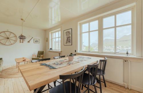 Klaksvik House | Welcoming Family Retreat in Klaksvík for Memorable Stays