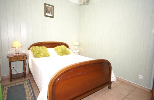 Saint-Pons House | Charming Holiday Home in Saint Pons - Pet & Child Friendly