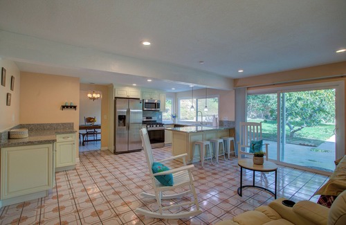 Montebello House | Family-Friendly Retreat with Pool and Ocean Views in Montebello
