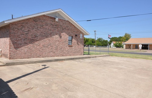 Elm Mott House | Inviting Family Retreat Close to Magnolia & Waco Fun