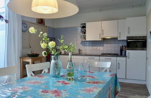 Koudekerke House | Welcoming Family Retreat Near Beach in Koudekerke Village