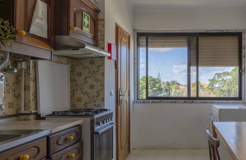 Santa Maria e Sao Miguel Apartment | Family Room for 4 in Sintra Near Olga Cadaval