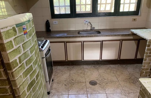Cotia House | Charming Farm Retreat in Cotia - Pet & Child Friendly