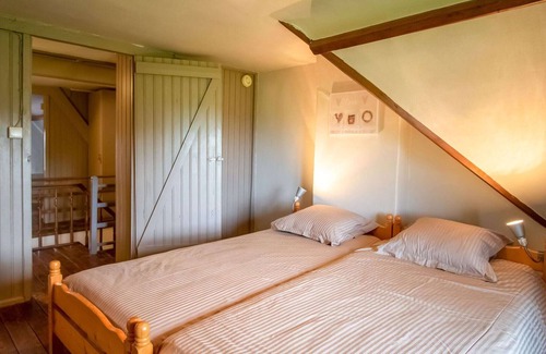 Comines-Warneton Other | Cozy Farmhouse with Hill View