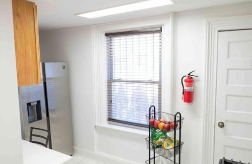 Newark Apartment | Inviting Fireplace Apartment with Breakfast & Family Amenities