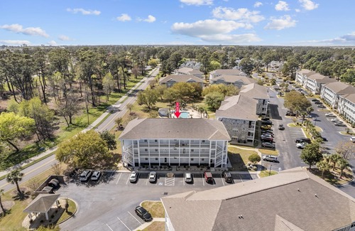 Central Myrtle Beach Apartment | Inviting Stay at Magnolia with Pool and Kitchen Access