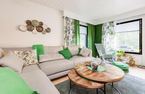 Rovaniemi House | Welcoming Five Bedroom Retreat with Hot Tub & Pet Access