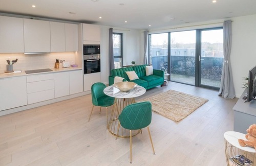 West Hill Apartment | Ideal Flat Near Wimbledon Park with Family-Friendly Amenities