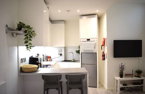 Gibraltar Apartment | Cozy Flat By Nature Reserve