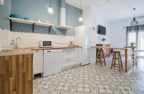 La Petxina Apartment | Trendy Flat in City Center with Self Check-In & Family Friendly
