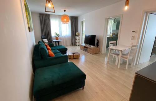Voluntari Apartment | Cozy Flat North Bucharest