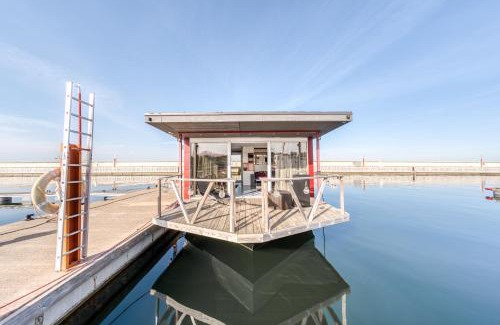 Haabersti Boat Rental | Inviting Floating House with Sauna and Oceanfront Views