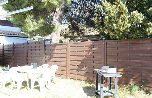 Saint-Pierre-la-Mer House | Pet-Friendly Villa Fleury with Ocean View & Spa Access