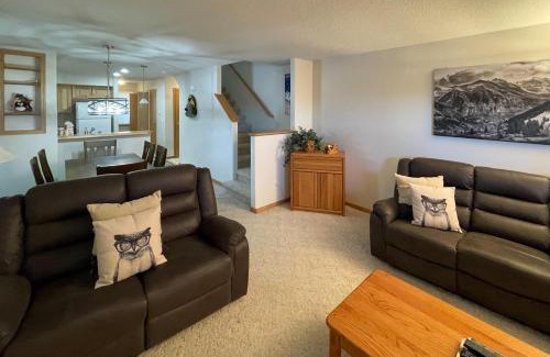 Fraser Apartment | Guest Rated 10/10 Cozy Fraser Cabin for Family Getaways