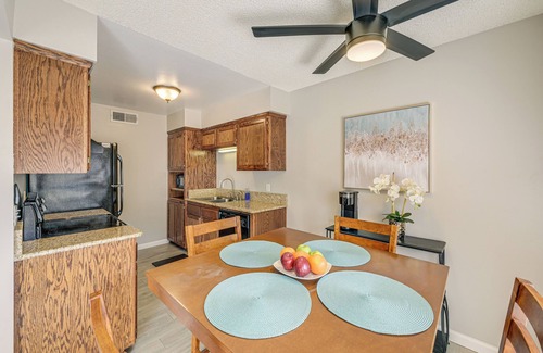 Fresno Apartment | Inviting Fresno Condo with Pool Access and Balcony Retreat