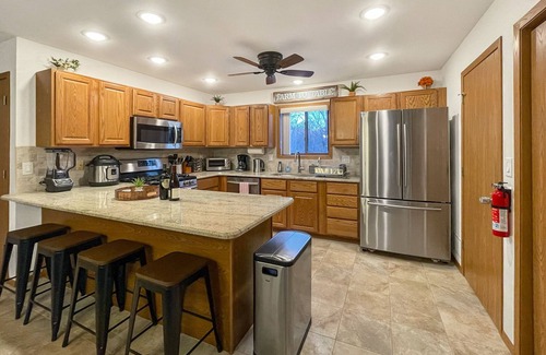 Gouldsboro Ski Chalet | Perfect Fun Chalet: Game Room, Gym & Pet-Friendly Retreat