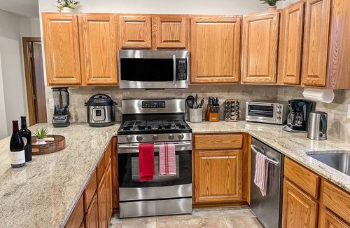 Gouldsboro Ski Chalet | Perfect Fun Chalet: Game Room, Gym & Pet-Friendly Retreat