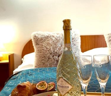 Gyula Apartment | Comfortable Garden Apartment: Family & Pet Friendly Retreat