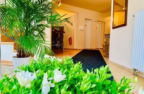 Gyula Apartment | Comfortable Garden Apartment: Family & Pet Friendly Retreat