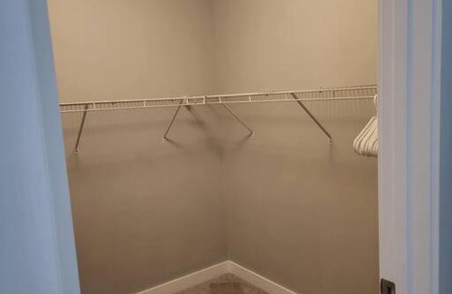 Kensington Apartment | Pet-Friendly Cozy Gem in Downtown with Perfect Score