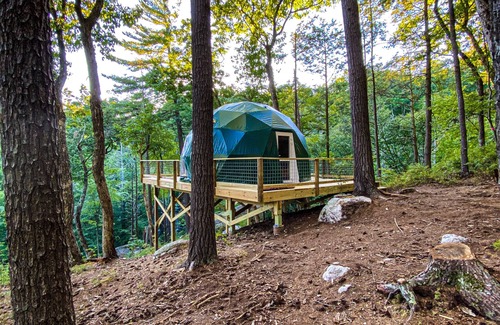Wallkill House | Exceptional Geo-Dome Retreat with Spa on Private Wilderness