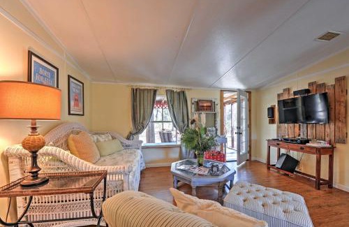 Midway House | Charming Georgia Retreat with Porch and Fire Pit Awaits!