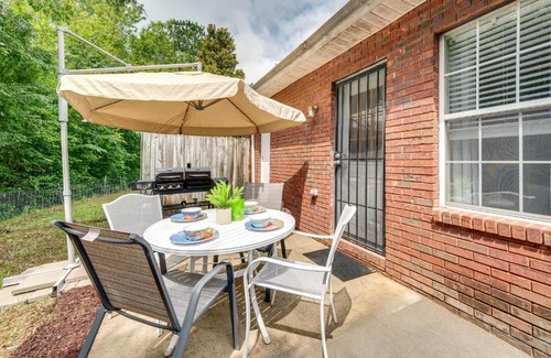 Warner Robins House | Inviting Georgia Retreat with Patio and Grill, Close to Golf