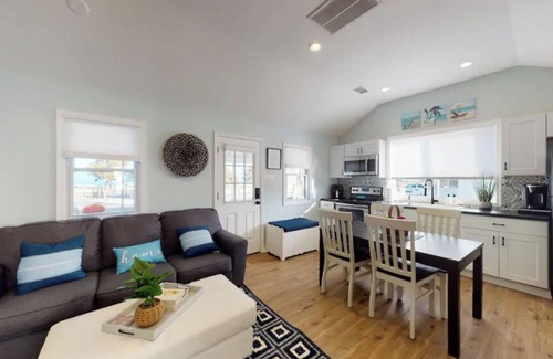 Chesapeake Beach Cottage | Perfect Retreat at Breezy Point Beach & Marina with Spa