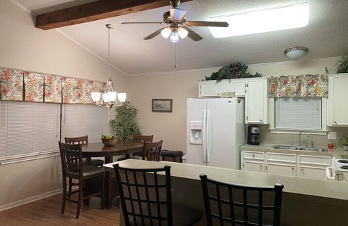 Galveston House | Inviting Beachfront Getaway for Families and Couples
