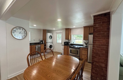 Wittman House | Cozy getaway! Centrally located between St. Michaels and Tilghman Islandnn