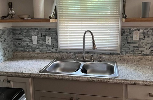 Florence Apartment | Inviting Getaway with Kitchen, Steps from Local Attractions