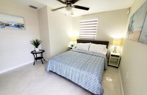 North Port House | Cozy getaway home with Heated Pool!