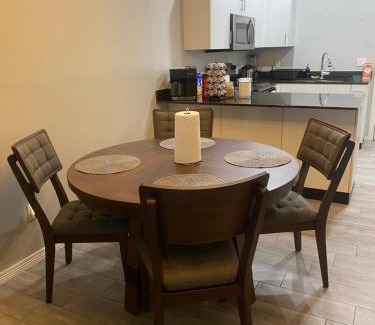 Edinburg Apartment | Inviting Retreat with King Bed near UTRGV – Guest Rated 10/10