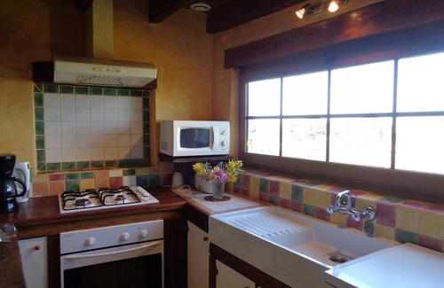 Saint-Haon-le-Chatel Cottage | Relaxing Gite Saint-Haon-le-Châtel: 3 Bedrooms & Pool