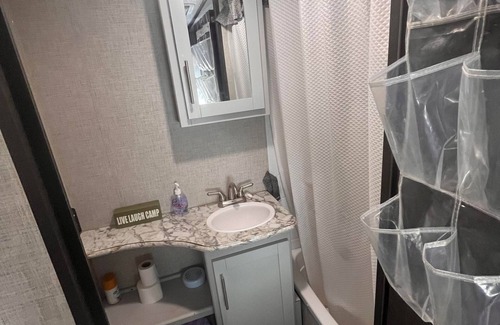 Fernandina Beach House | Pet-Friendly Glamper for 6 in Prime Location, Rated 9/10