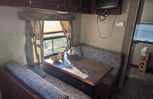 Mentone House | Charming Glamping Retreat in Mentone, AL with Spa Access