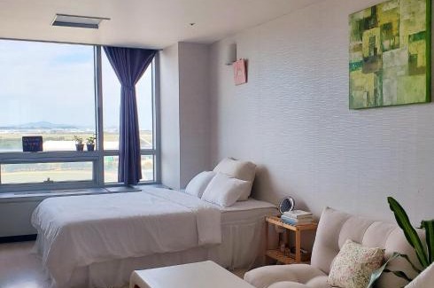 Jung-gu Apartment | Budget-Friendly Good Vibes Studio with a 7.8/10 Rating