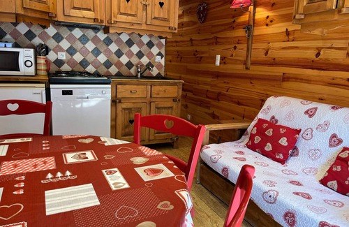 Pra Loup Apartment | Cozy Apartment Pra-Loup: Ideal for Families & Pets