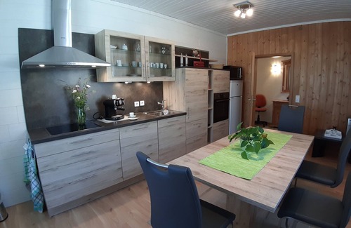 Uehlingen-Birkendorf Apartment | Welcoming Guest Retreat with Spa and Pet-Friendly Options