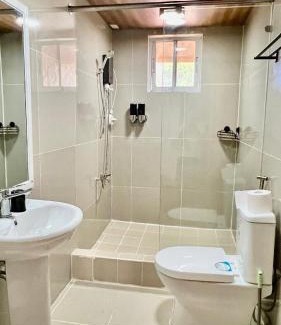 Luzon Apartment | Cozy Guest House 1st flr