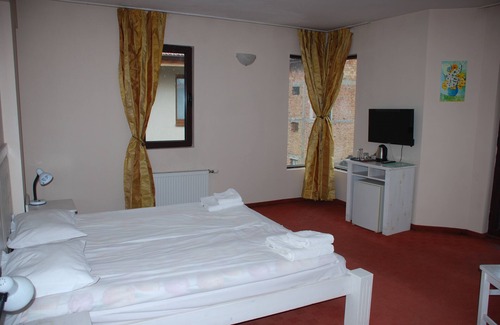Kvartal Noviya Grad House | Welcoming Guest House in Bansko with WiFi & Pet-Friendly Stay
