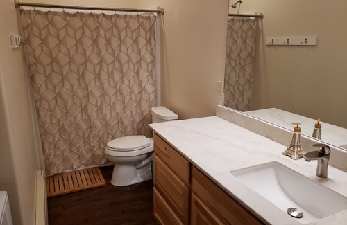 Bayfield House | Inviting Guest House Near Downtown Bayfield with Pool