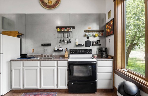Austin House | Top-Rated Fitzhugh Road TX Hill Country Guest House Escape