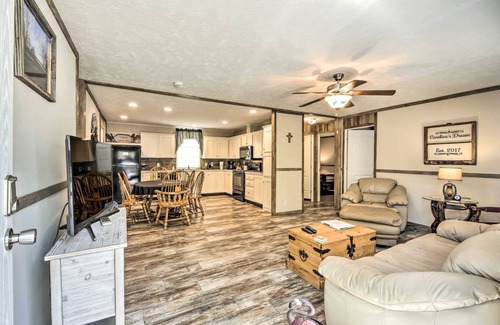 Hardin House | Inviting Hardin Retreat with Pool and Lake Kentucky Views