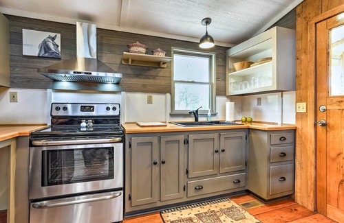 Frisco Cottage | Inviting Hatteras Island Retreat - 1 Mile to Frisco Beach