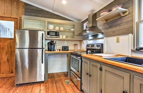 Frisco Cottage | Inviting Hatteras Island Retreat - 1 Mile to Frisco Beach