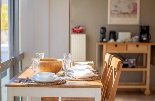 Trikala House | Charming Stay at Cozy Haven Trikala with Family Amenities