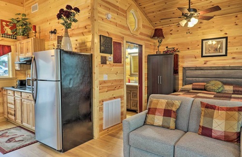Wilburn Apartment | Pet-Friendly Heber Springs Cabin with Deck & Dock Awaits!